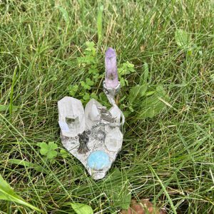 Magical Delights Magickal Quartz, and Larimar Altar (mdalt5)